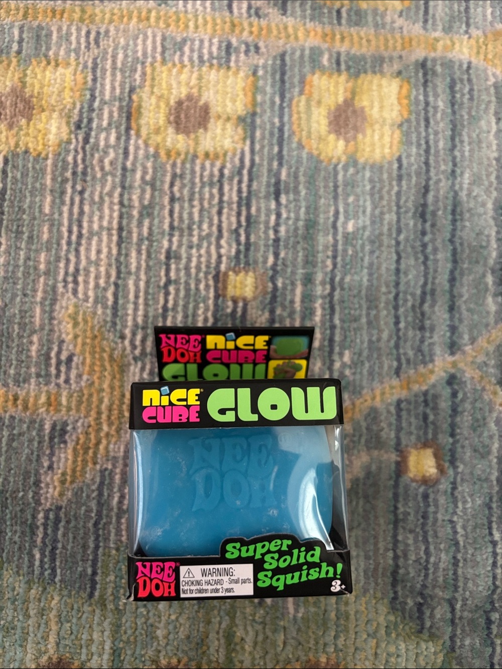 NeeDoh Nice Cube Glow - Blue Super Solid Squish